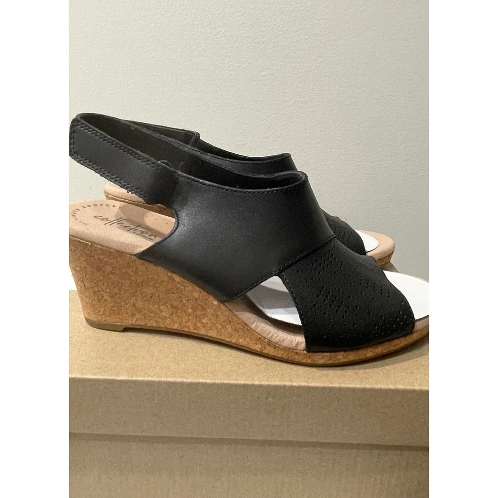 Clarks‎ Lafley Joy Black Leather Perforated Wedge Sandals 8.5M 45421 New